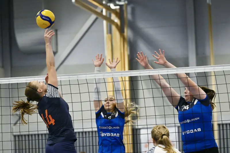 En seger och en förlust för JIK-damerna