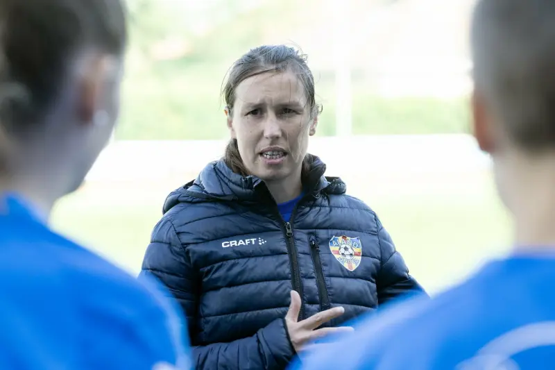 Tränarstaben intakt i Åland United