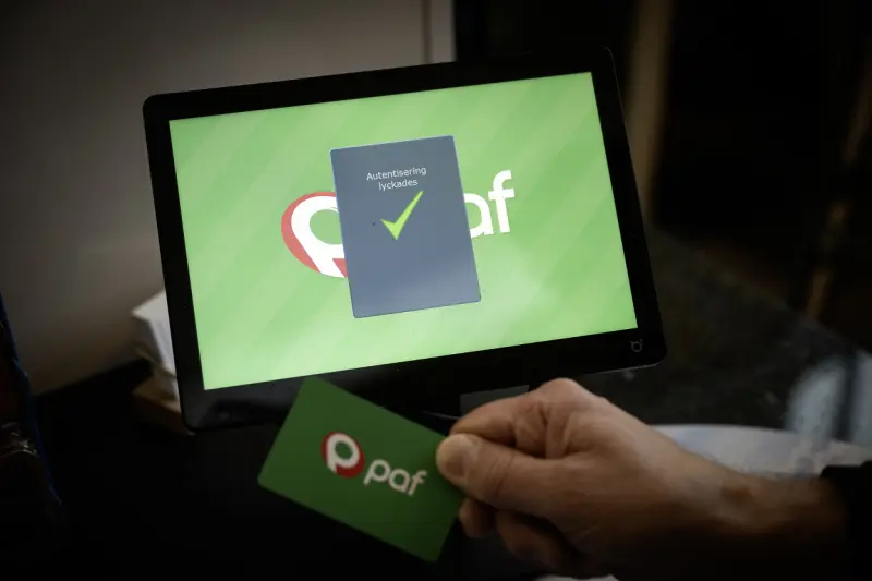 Paf har halverat sin förlustgräns