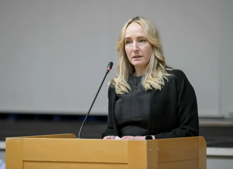 Gruppledarna om stadsdirektören och juristkostnaderna