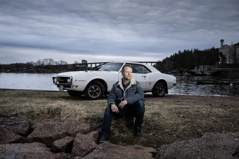 Janne gillar att fixa och dona på båtar och bilar