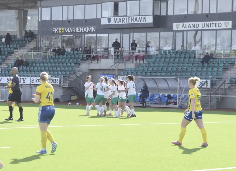 Ny kross av damlaget