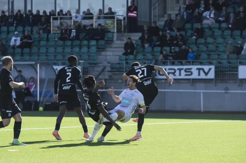 Jakten på första segern får fortsätta