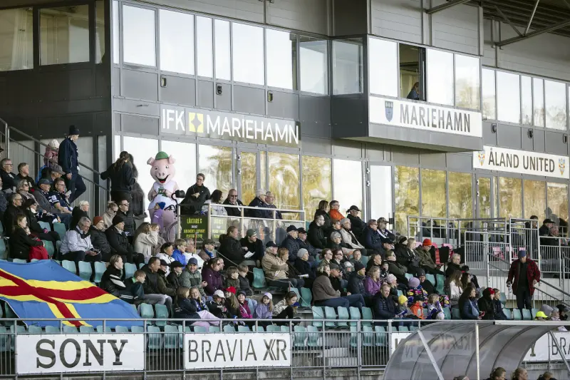 Tuff men fördelaktig cuplottning för ÅU