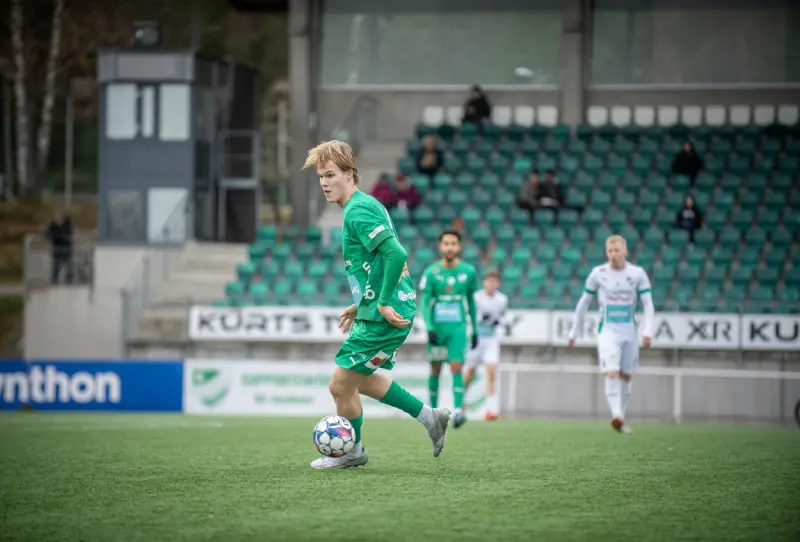 Akademilaget tillbaka som vinnare