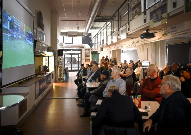 Här ser du VM-festen – men nattmatcherna blir från soffan