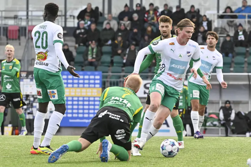 IFK säljer Kujasalo till mästarna
