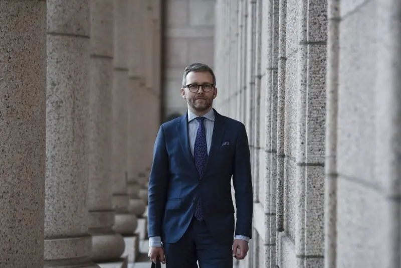 Löfström: Ny självstyrelselag också Finlands ansvar