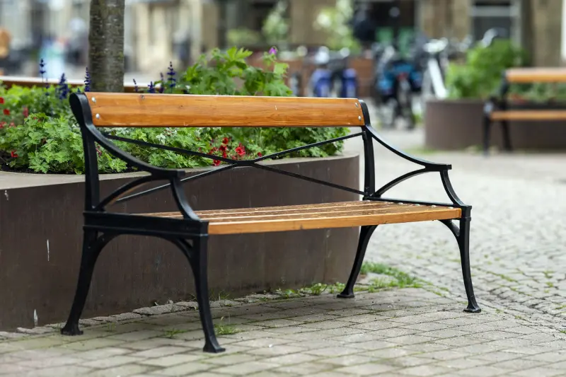 Stadsliberalerna vill ha en gul bänk